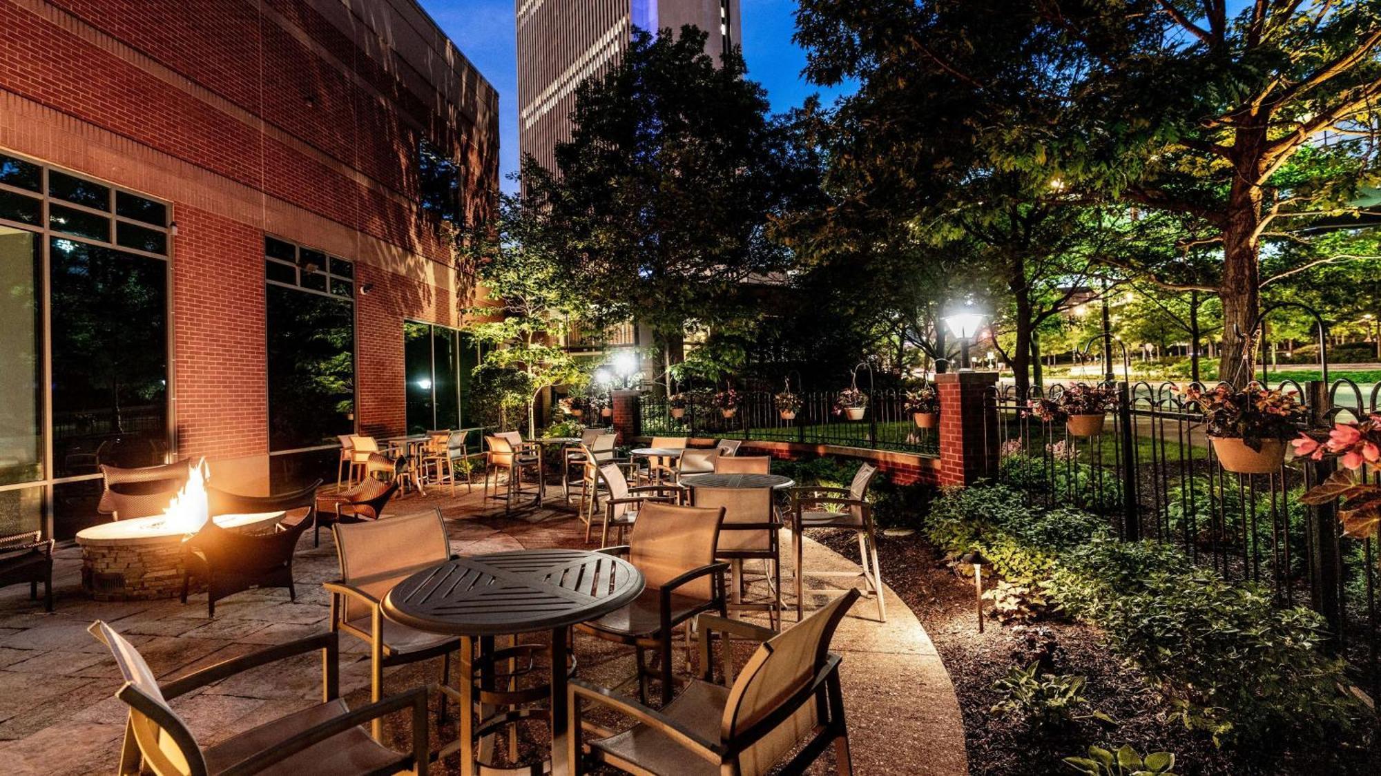 Отель Sonesta Columbus Downtown Экстерьер фото